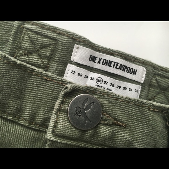 One Teaspoon Le Wolves - Picture 8 of 8